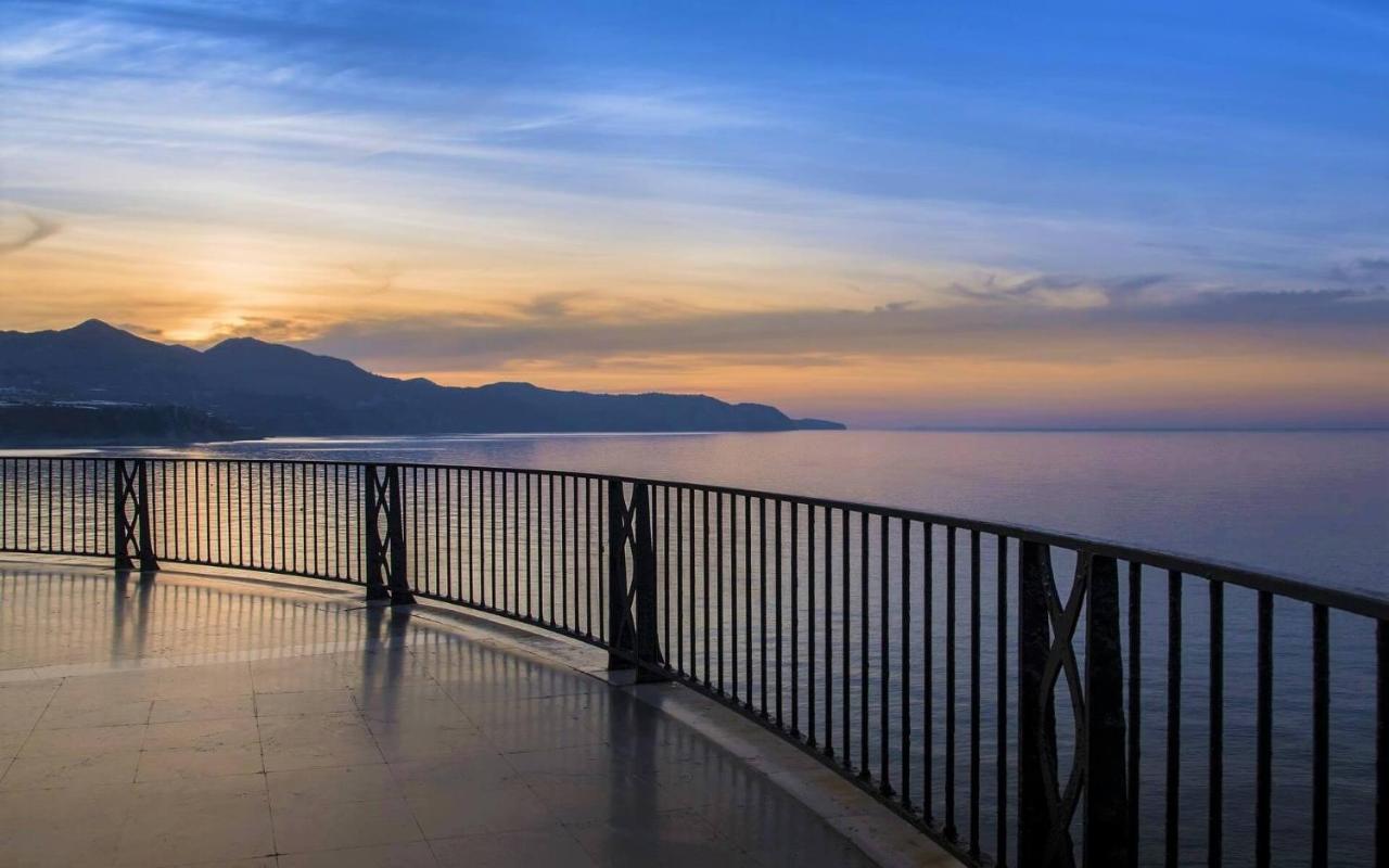 Seasight Apartment Calaceite Torrox Buitenkant foto